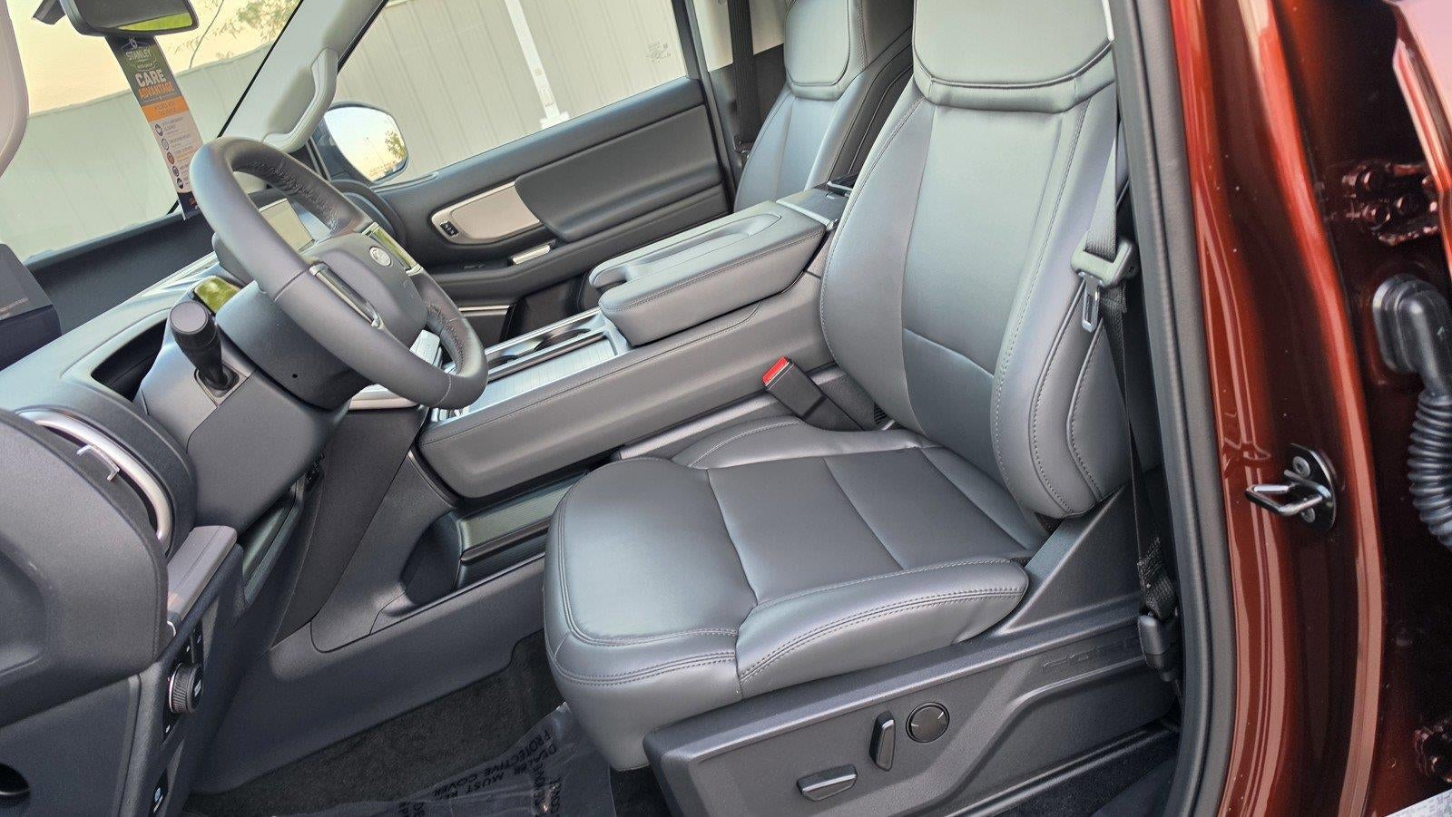 2027 Ford Expedition Active