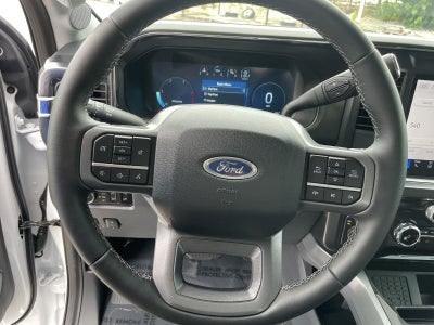 2026 Ford Super Duty F-350® Lariat®