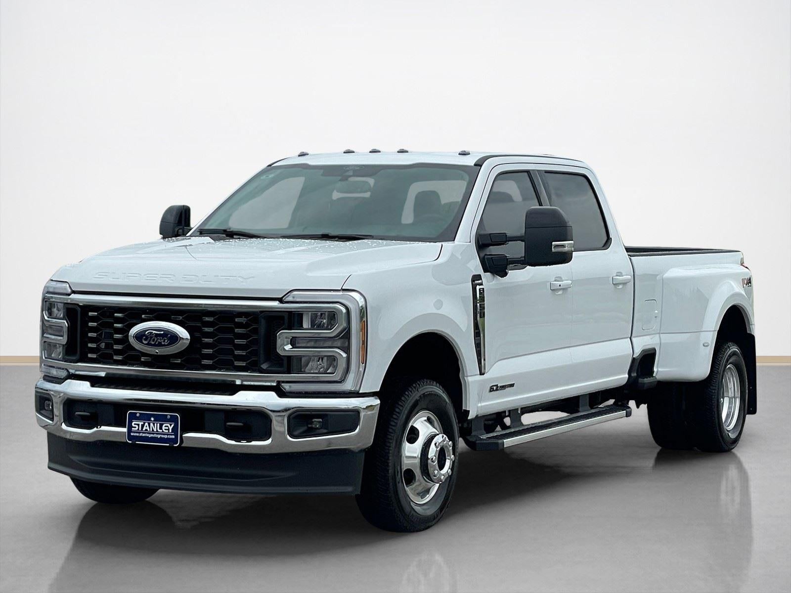 2026 Ford Super Duty F-350® Lariat®