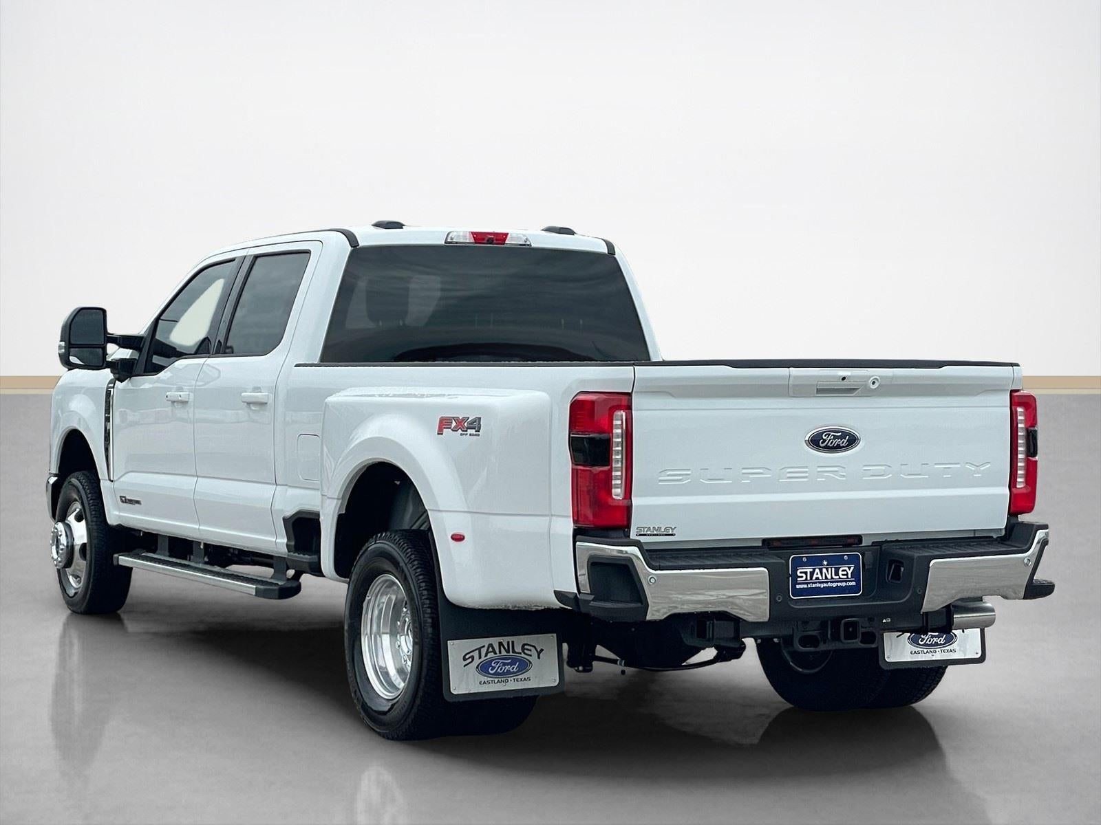 2026 Ford Super Duty F-350® Lariat®