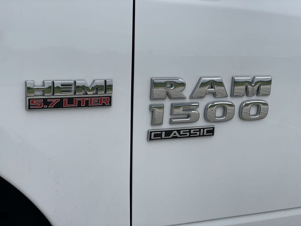 2021 RAM 1500 Classic SLT, 4WD, ALL TERRAIN TIRES, 5.7L V8