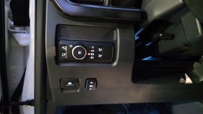 2027 Ford Super Duty F-450 DRW LARIAT