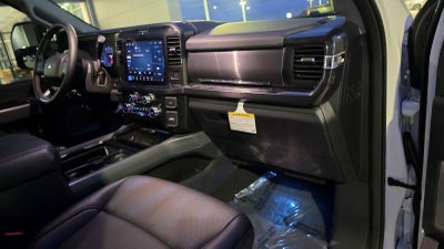 2027 Ford Super Duty F-450 DRW LARIAT