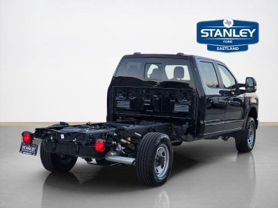 2027 Ford Super Duty F-350 Srw XL 4WD CREW CAB 179 WB 6