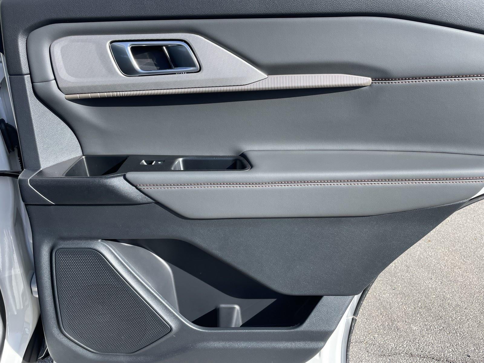 2026 Ford Explorer Active w/100A Pkg