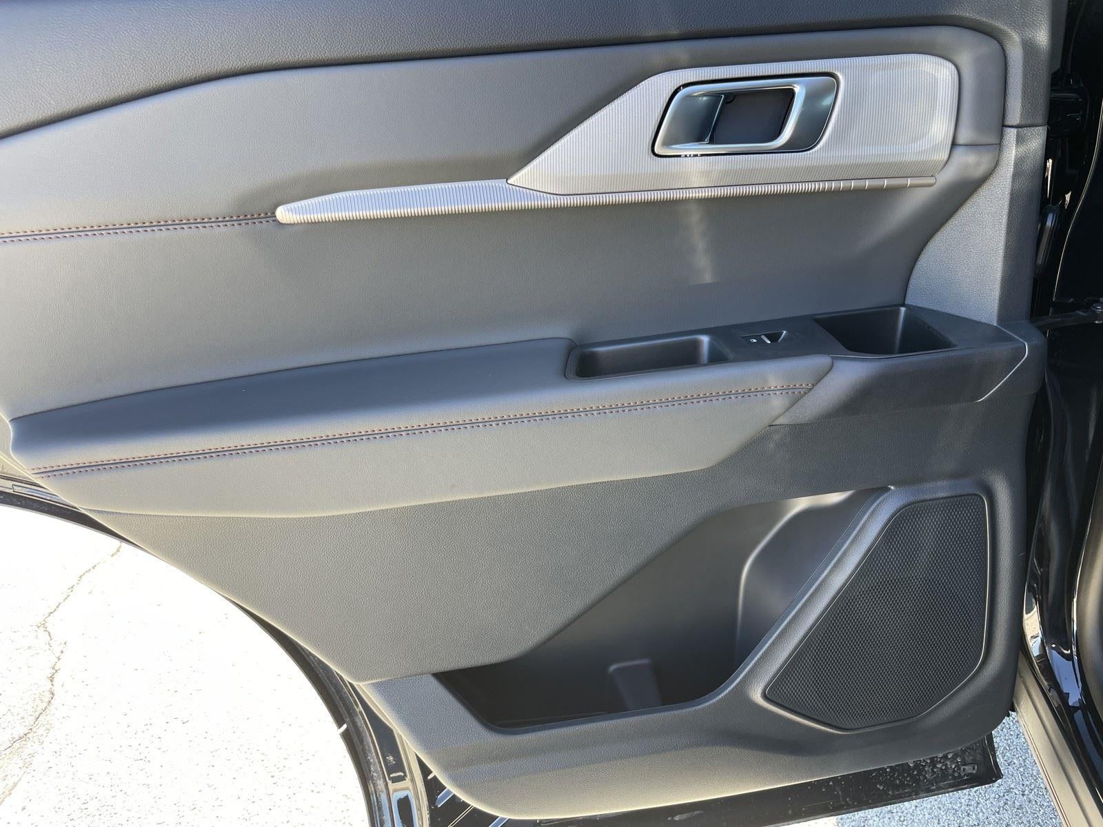 2026 Ford Explorer Active w/100A Pkg