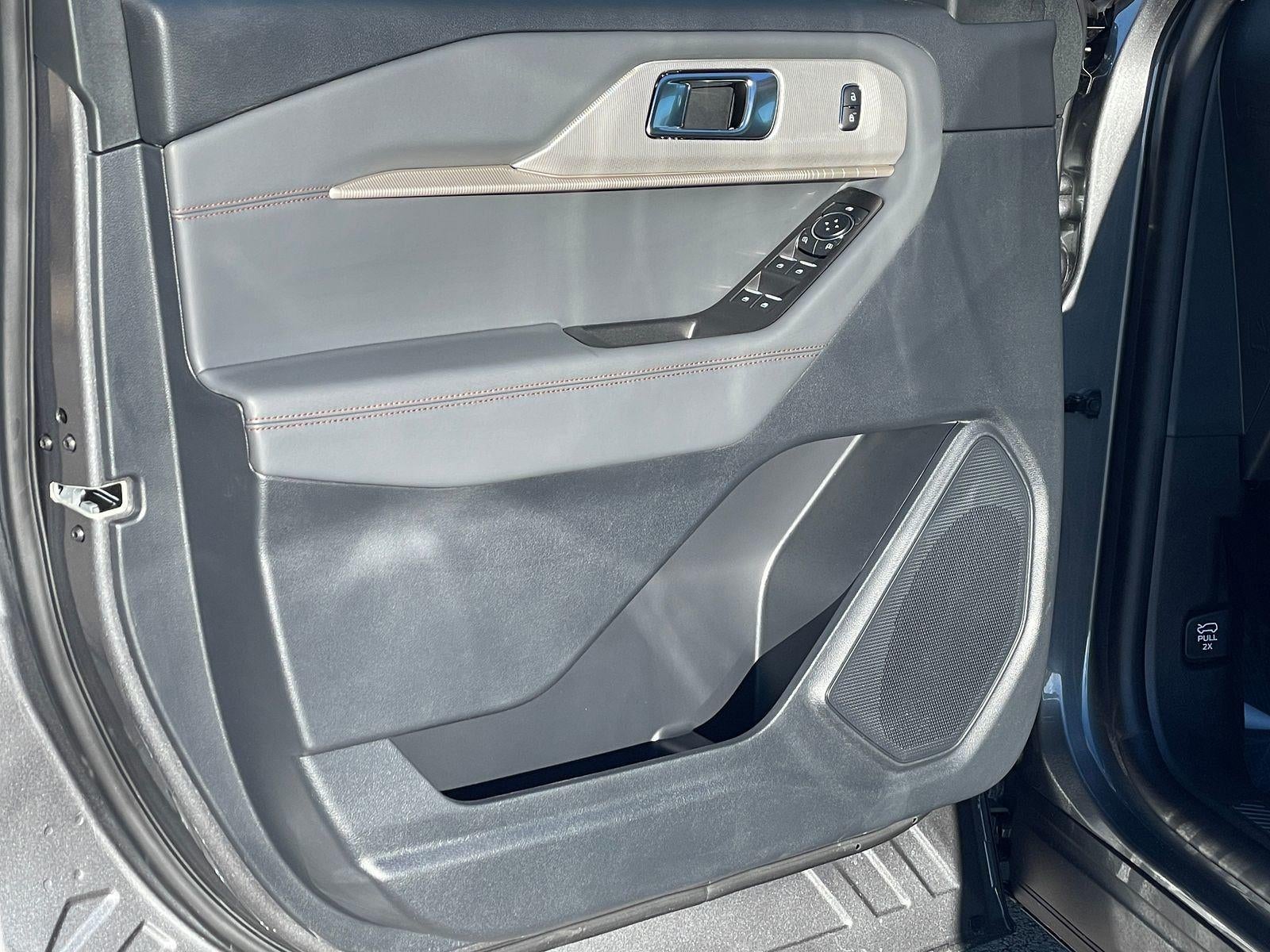 2026 Ford Explorer Active (100A)