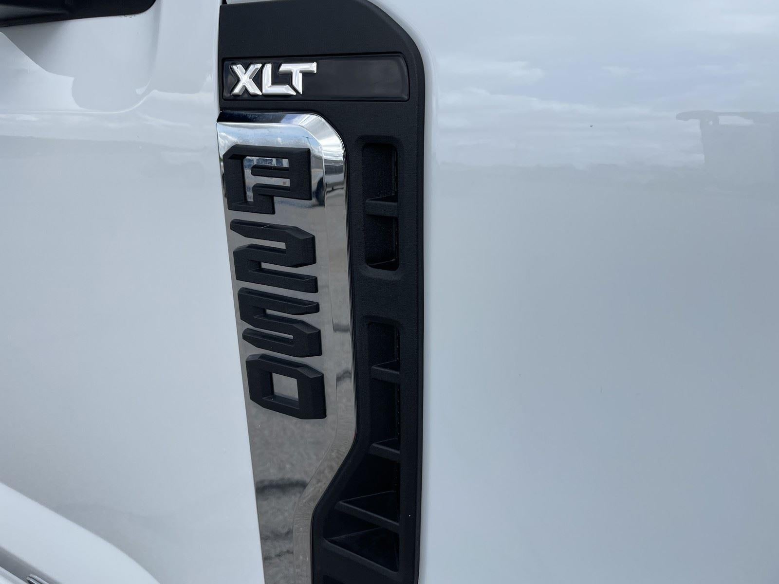 2025 Ford Super Duty F-250 SRW XLT