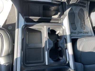 2025 Ford Super Duty F-250 SRW Platinum