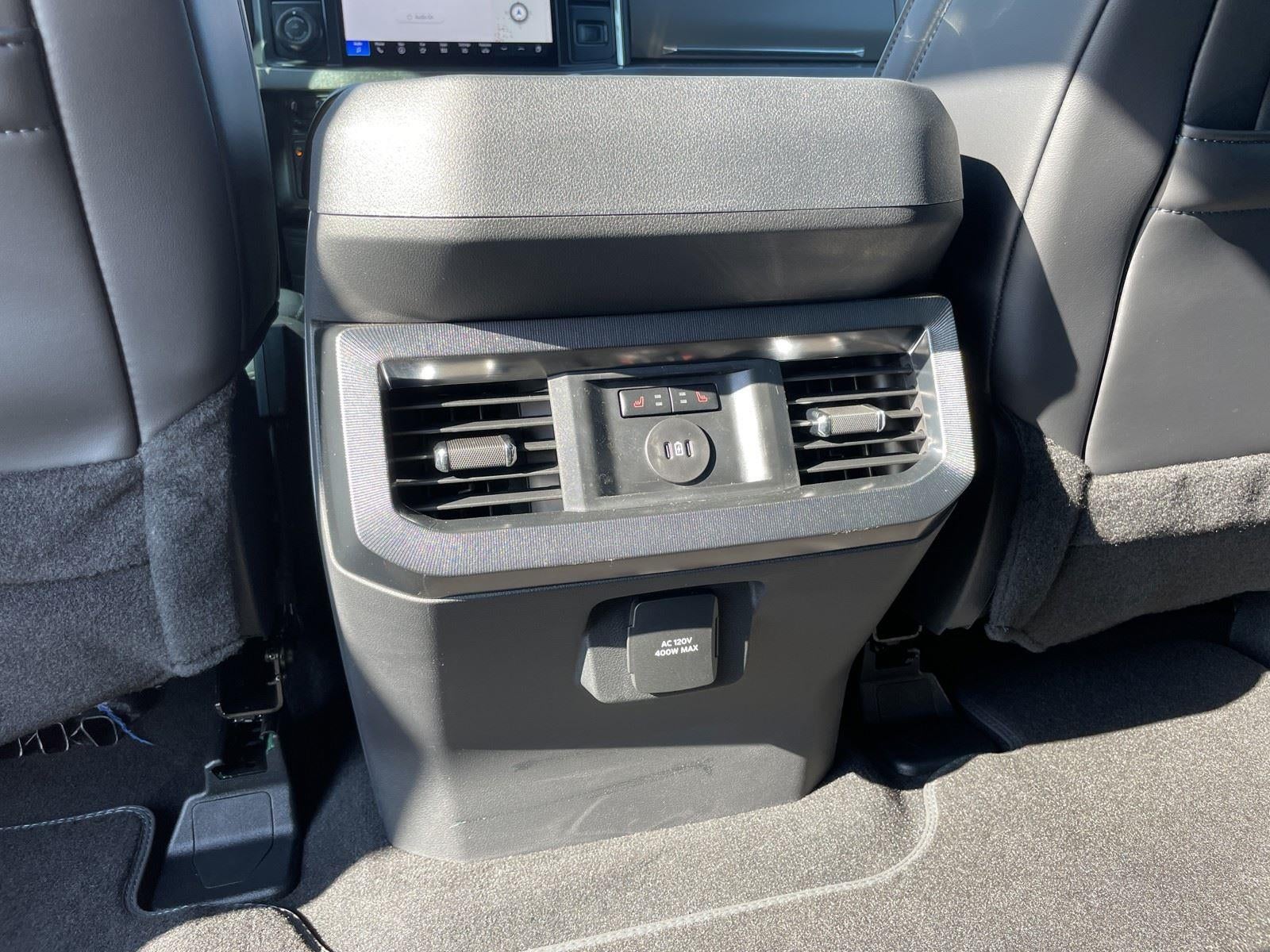 2025 Ford Super Duty F-250 SRW Platinum