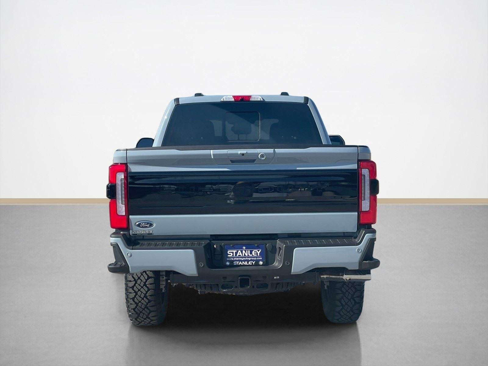 2025 Ford Super Duty F-250 SRW Platinum