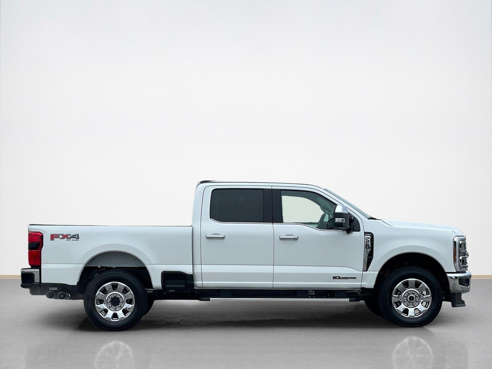 2026 Ford Super Duty F-250 SRW LARIAT