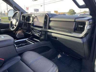 2026 Ford Super Duty F-350 Srw Platinum