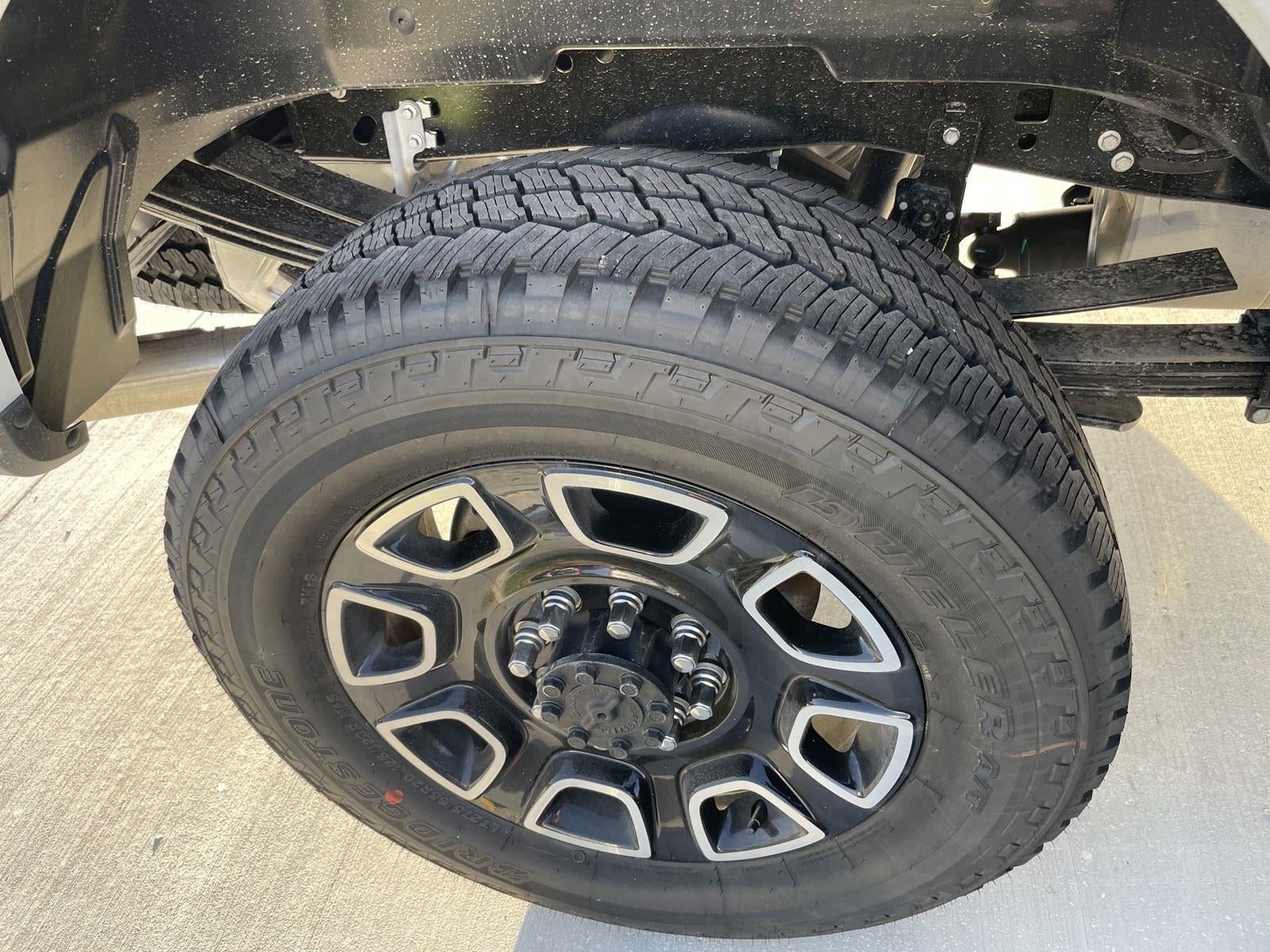 2026 Ford Super Duty F-350 Srw Platinum