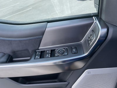 2026 Ford Super Duty F-350 SRW Platinum