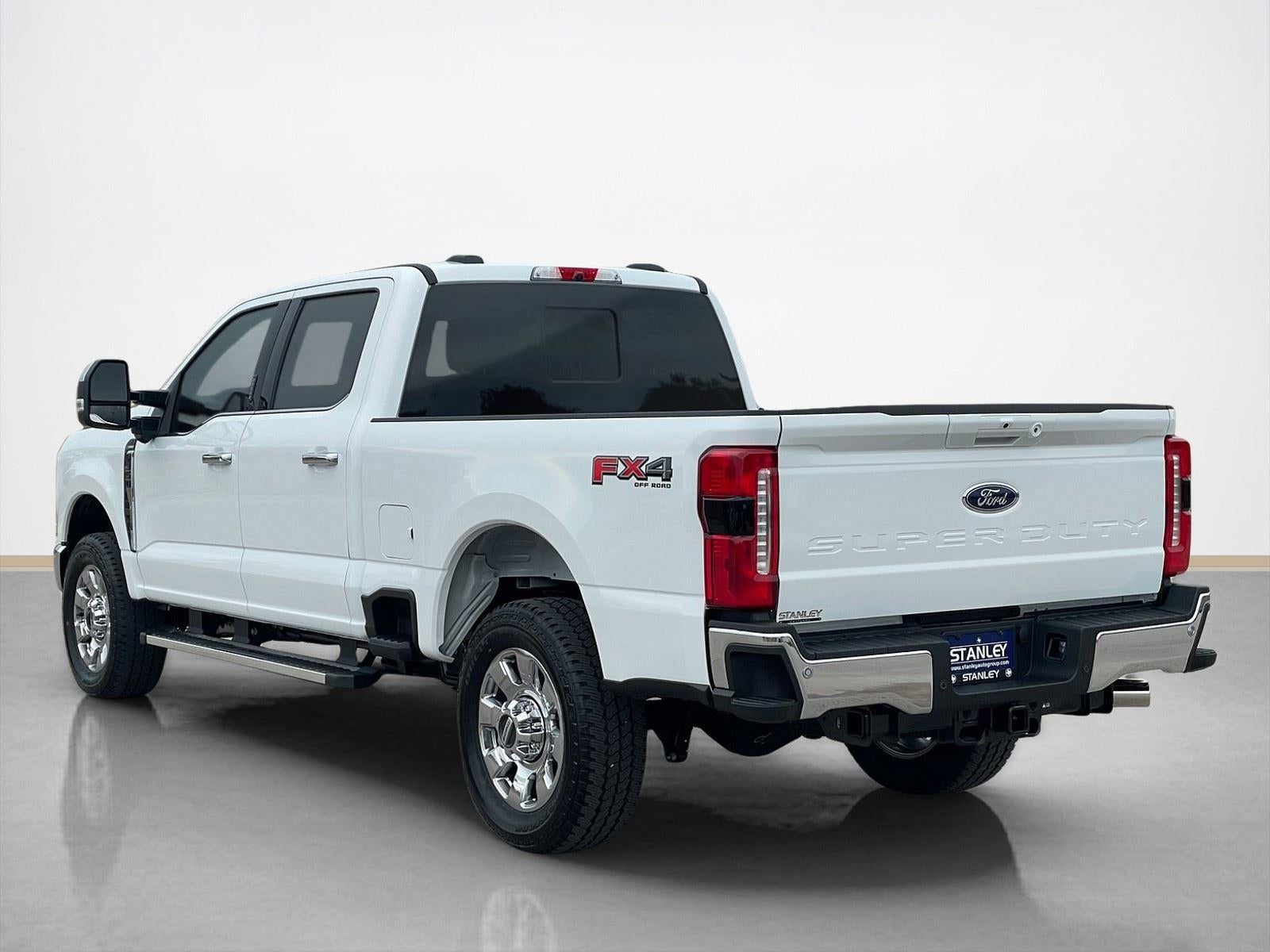2026 Ford Super Duty F-350 SRW LARIAT