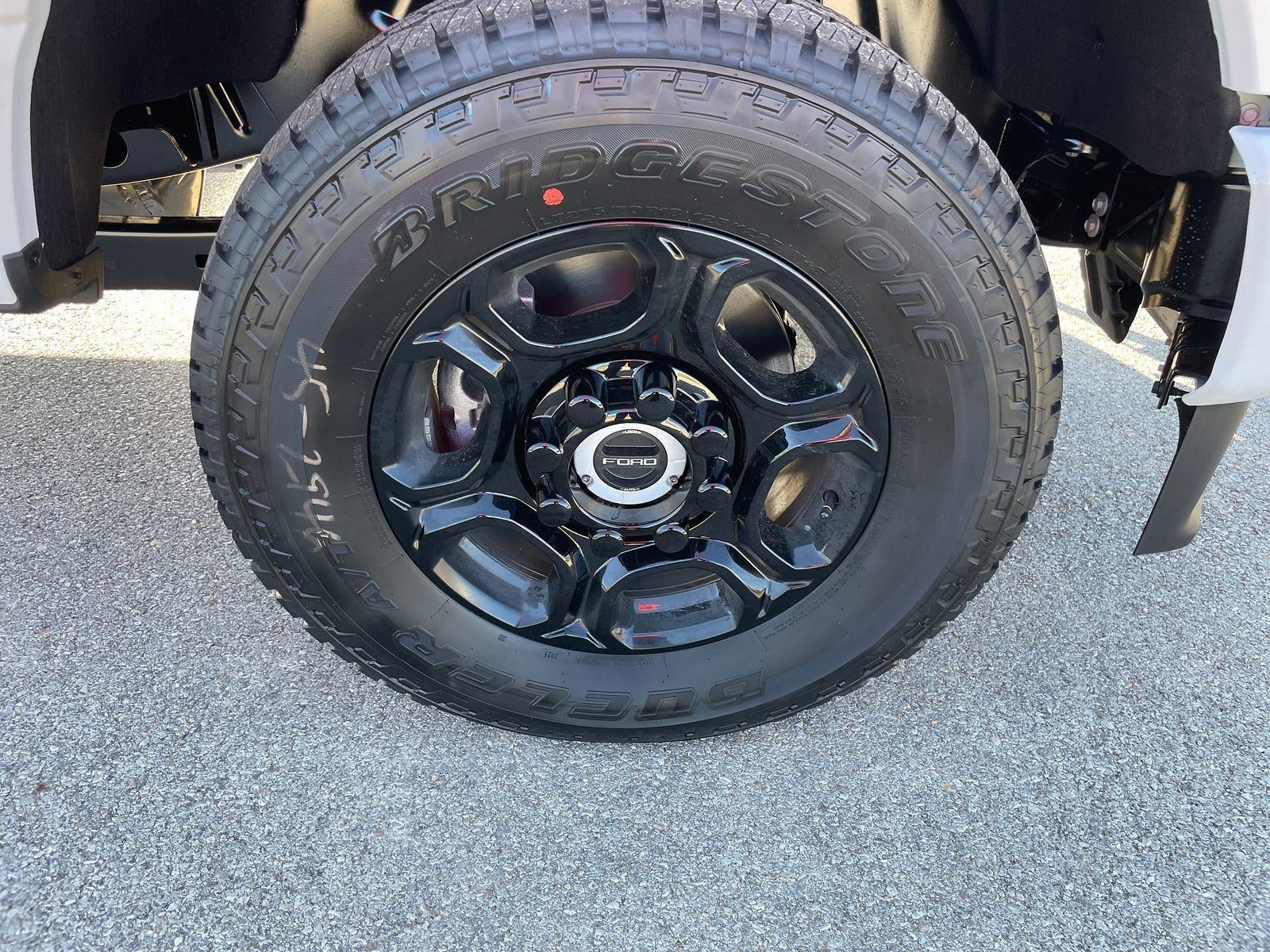 2026 Ford Super Duty F-350 SRW LARIAT