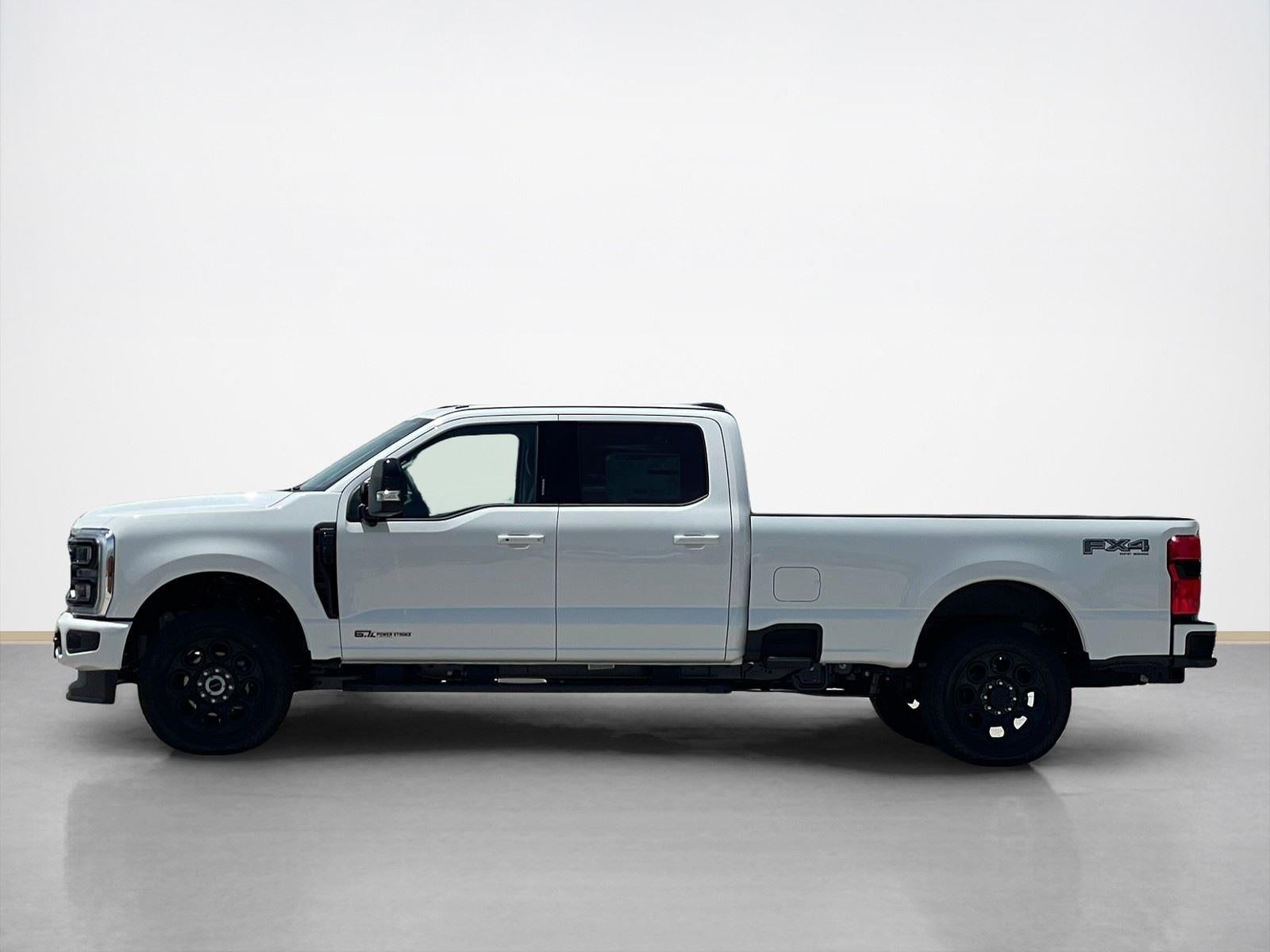 2026 Ford Super Duty F-350 SRW LARIAT