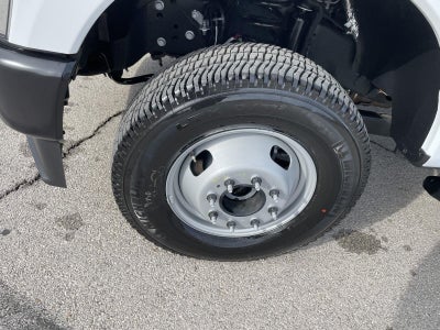 2026 Ford Super Duty F-350 DRW XL