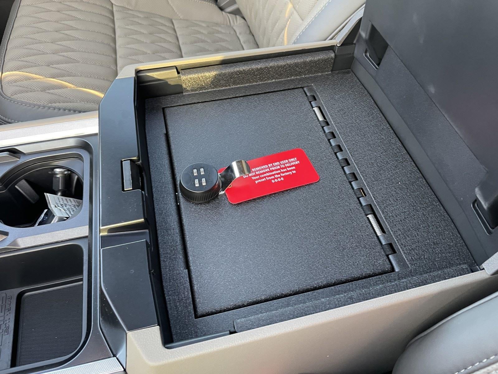 2026 Ford Super Duty F-350 DRW Platinum