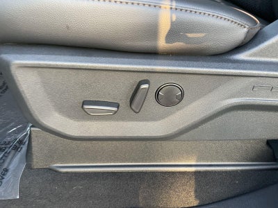 2026 Ford Super Duty F-350 DRW LARIAT