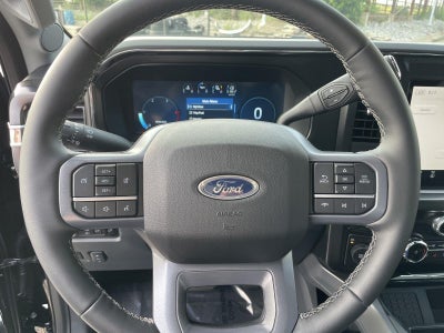 2026 Ford Super Duty F-350 DRW LARIAT