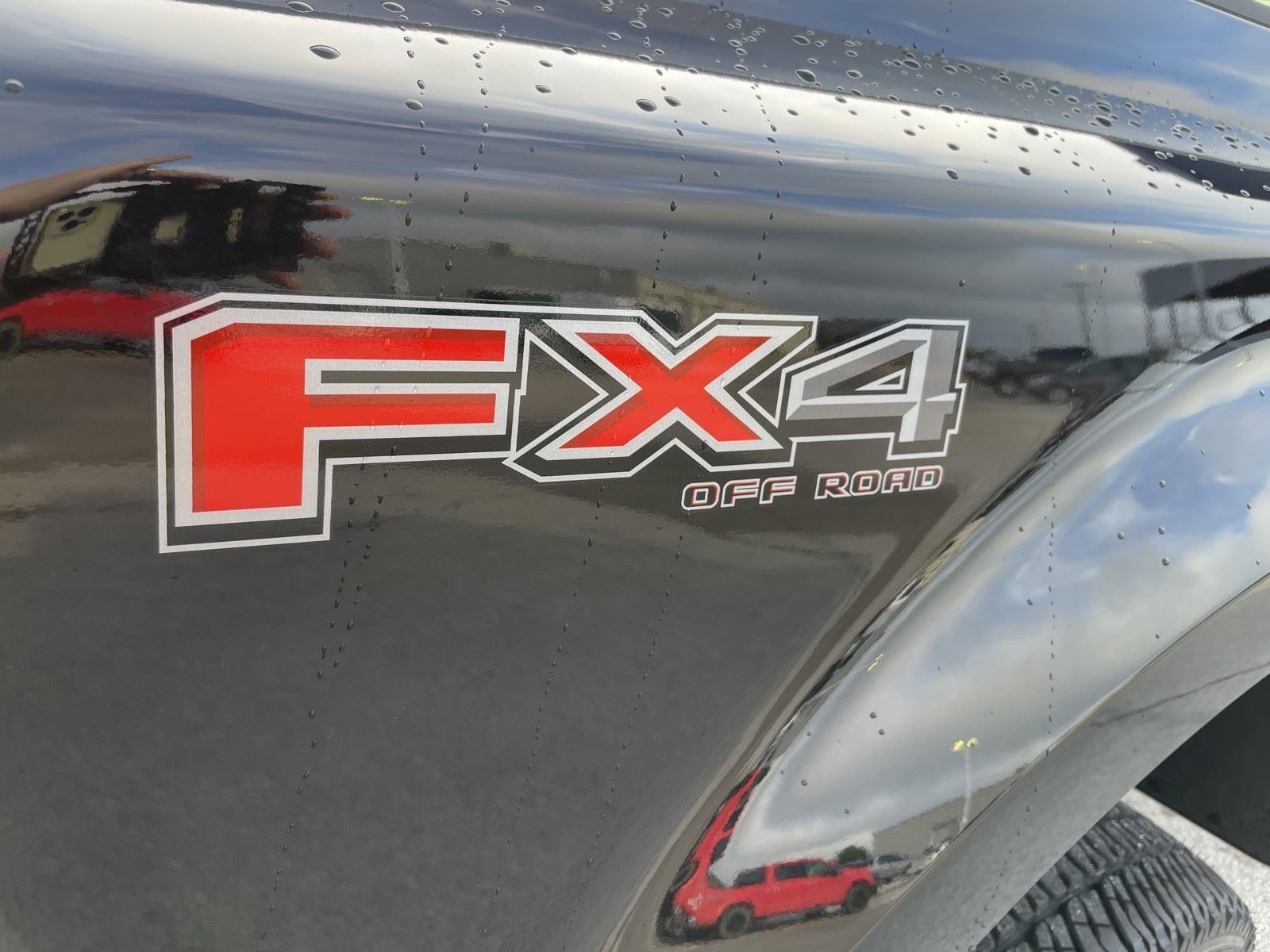 2026 Ford Super Duty F-350 DRW LARIAT