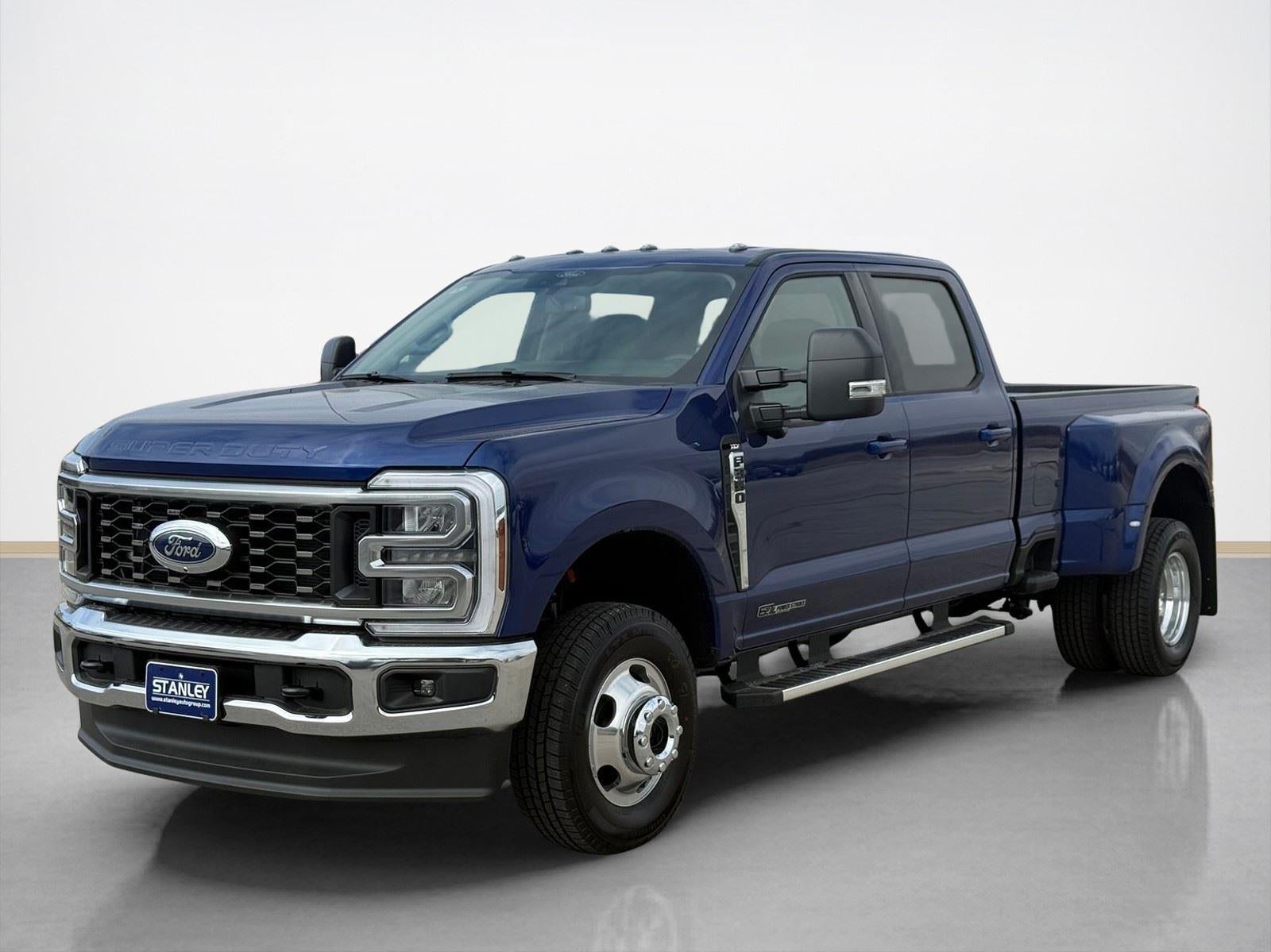 2026 Ford Super Duty F-350 DRW XLT