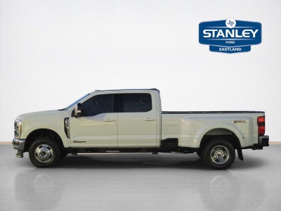 2026 Ford Super Duty F-350 DRW LARIAT