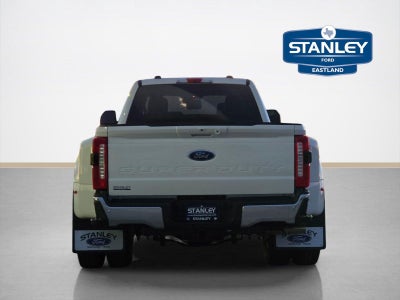 2026 Ford Super Duty F-350 DRW LARIAT