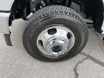 2026 Ford Super Duty F-350 DRW XLT