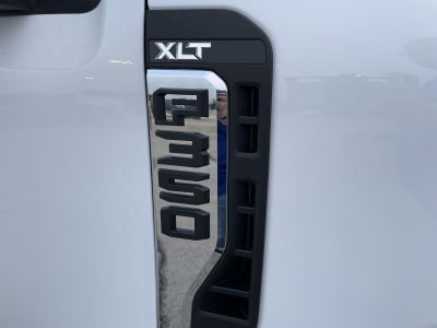 2026 Ford Super Duty F-350 DRW XLT