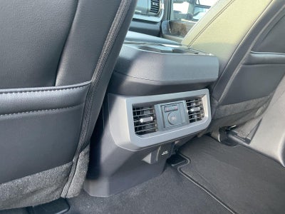 2026 Ford Super Duty F-350 DRW LARIAT