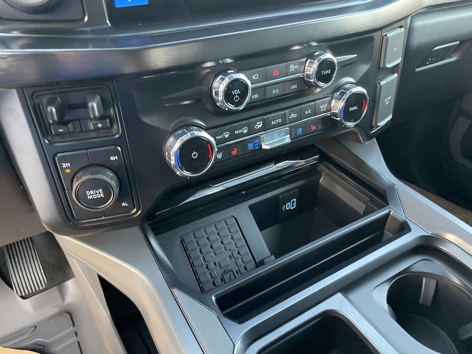2026 Ford Super Duty F-450 Drw LARIAT