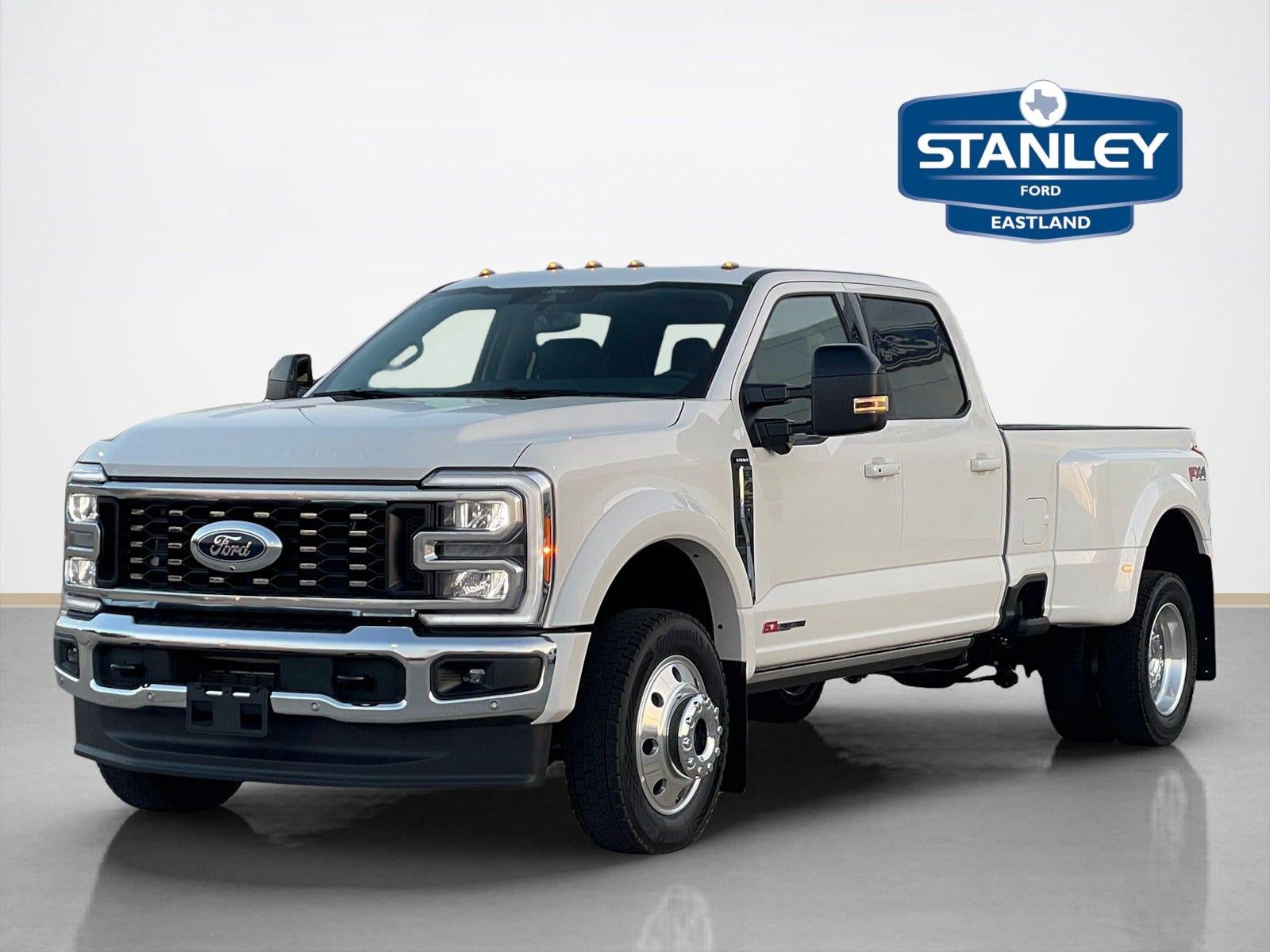 2026 Ford Super Duty F-450 DRW LARIAT