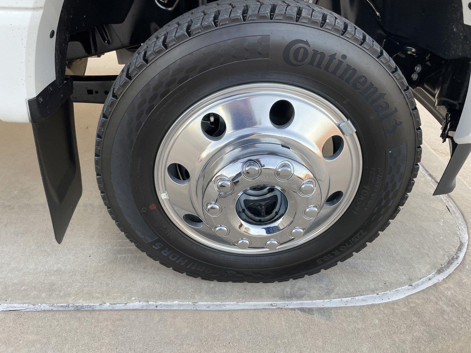 2026 Ford Super Duty F-450 Drw LARIAT