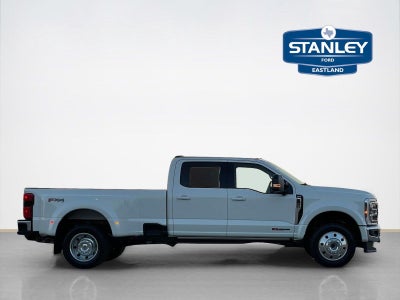 2026 Ford Super Duty F-450 Drw LARIAT