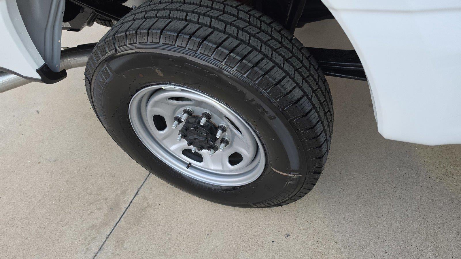2027 Ford Super Duty F-250 Srw XLT