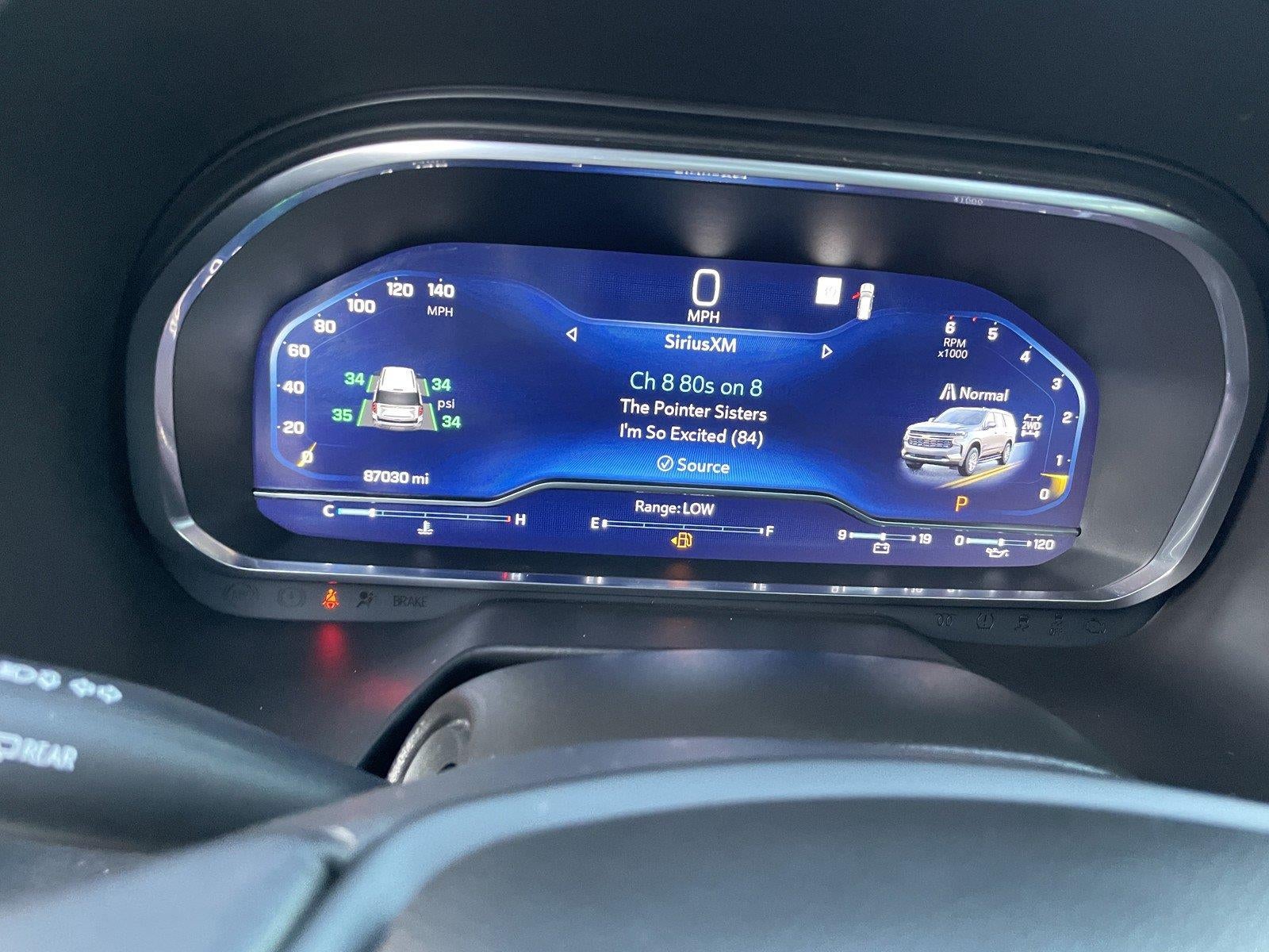 2023 Chevrolet Suburban RST