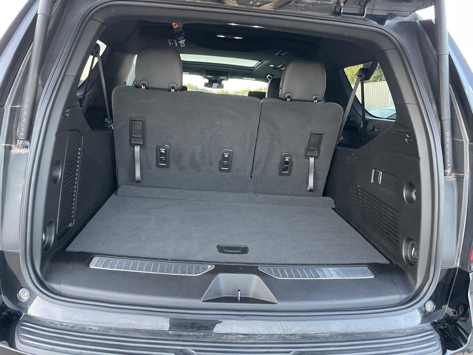 2023 Chevrolet Suburban RST