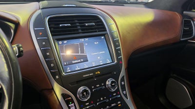 2020 Lincoln Nautilus Black Label
