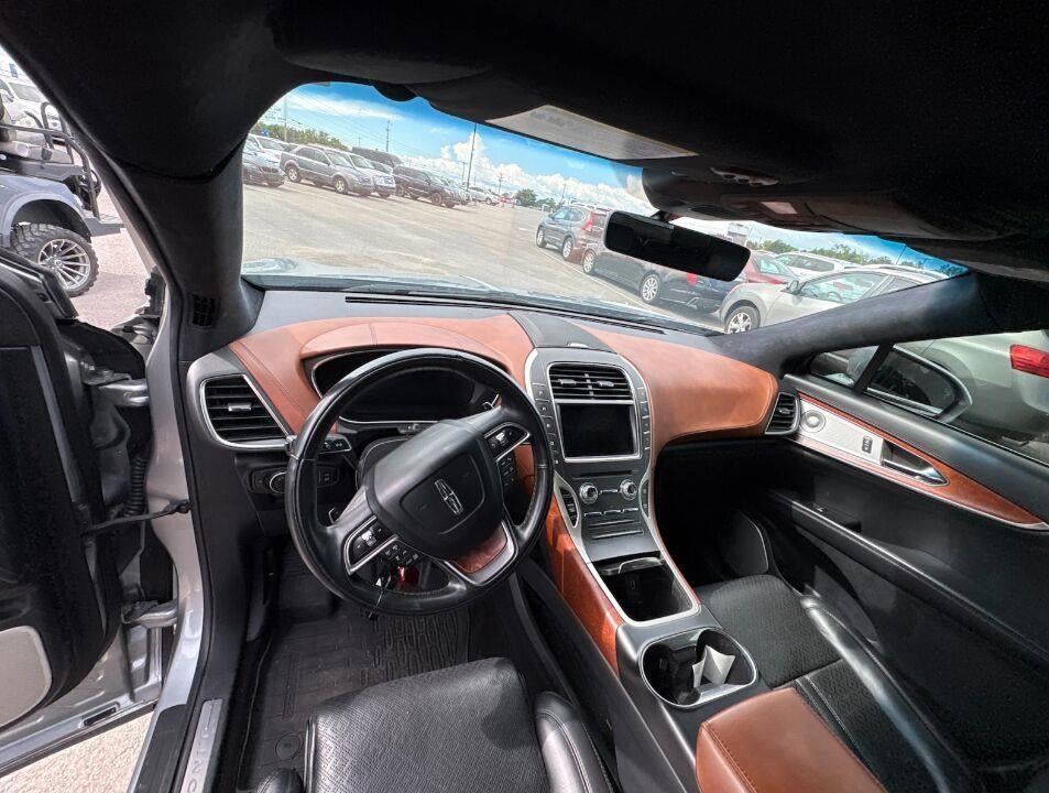 2020 Lincoln Nautilus Black Label