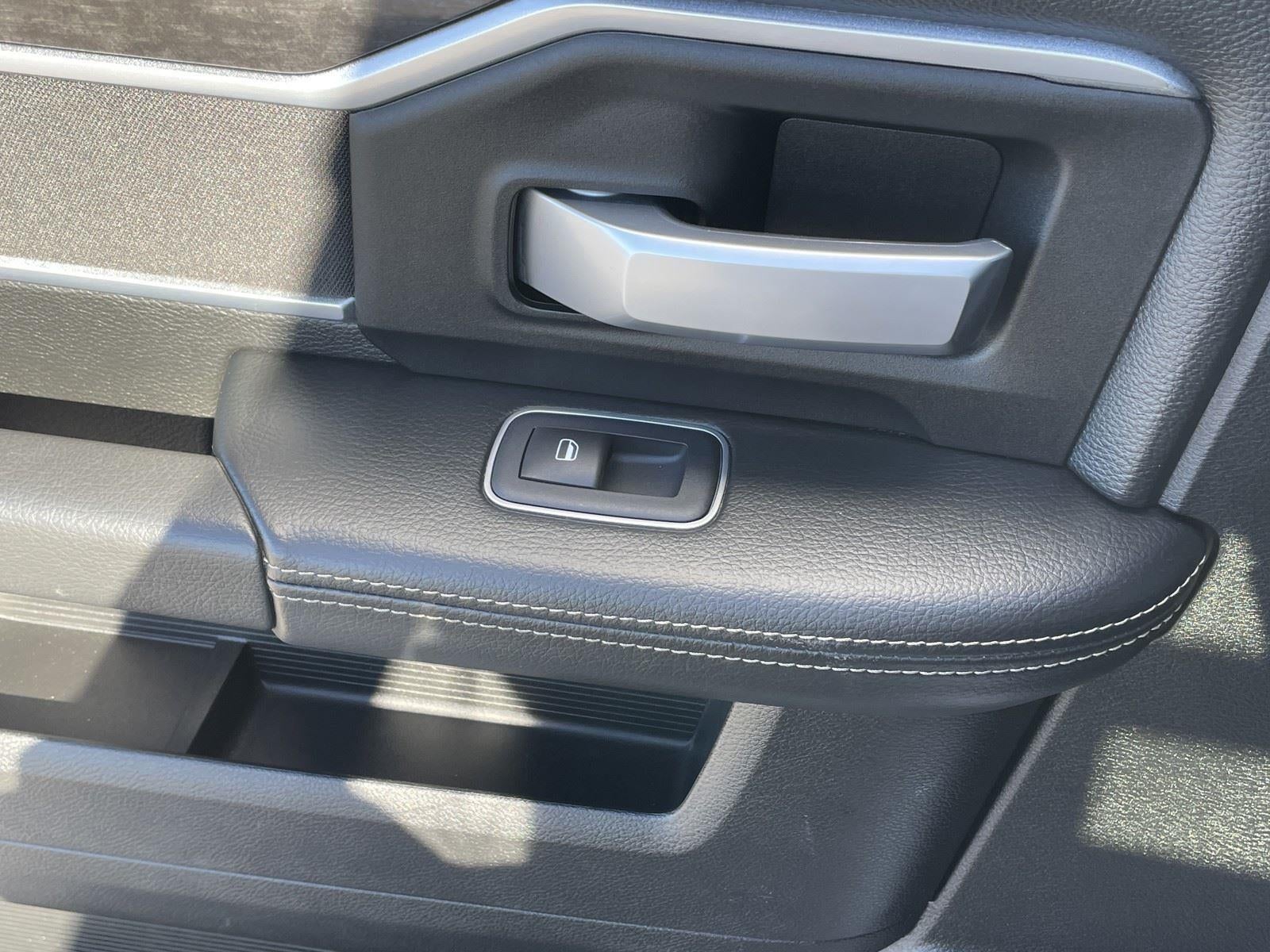 2024 RAM 3500 Chassis Cab SLT