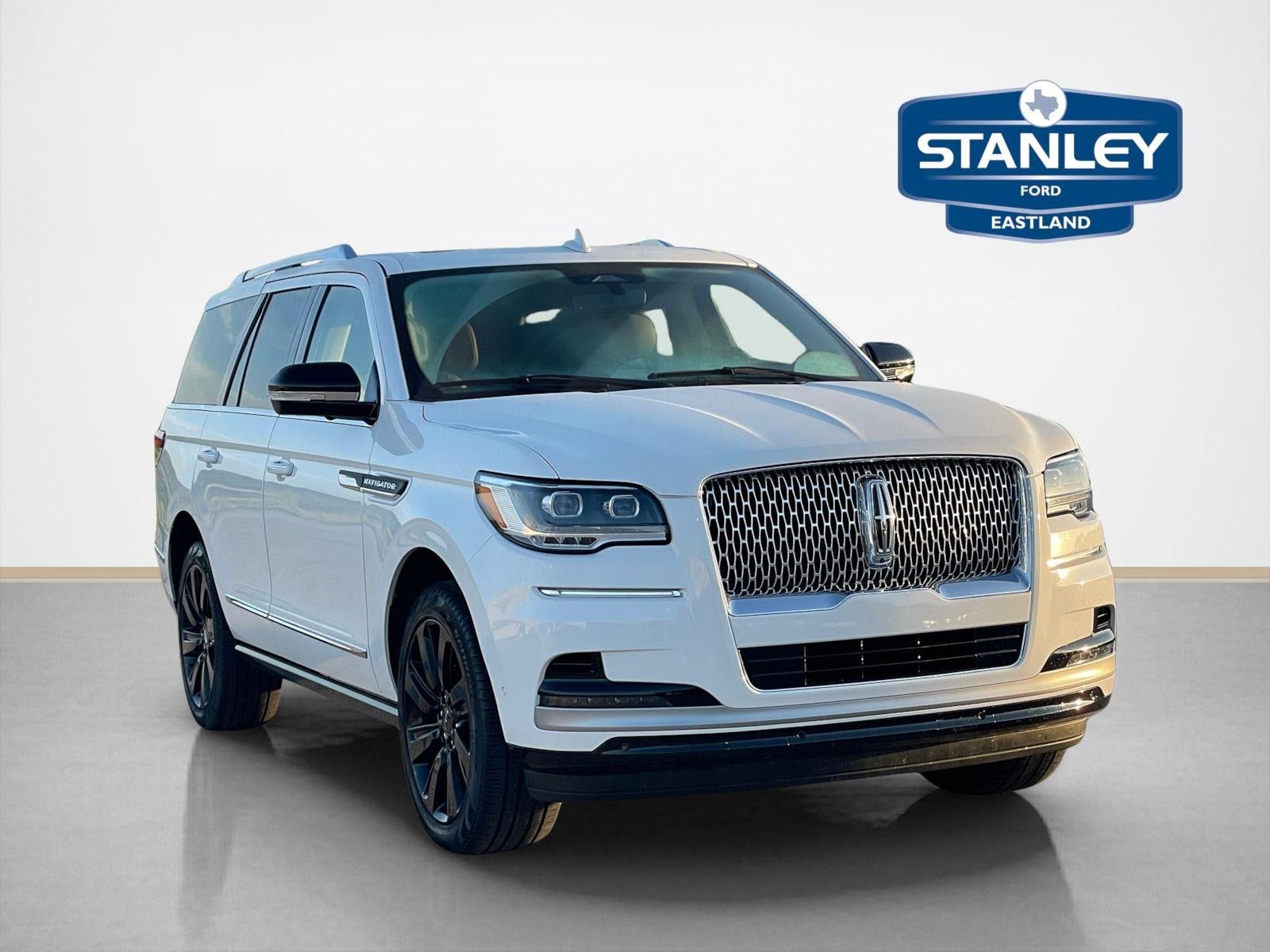 2024 Lincoln Navigator Reserve 4WD's photo