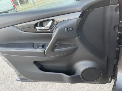2021 Nissan Rogue Sport SL
