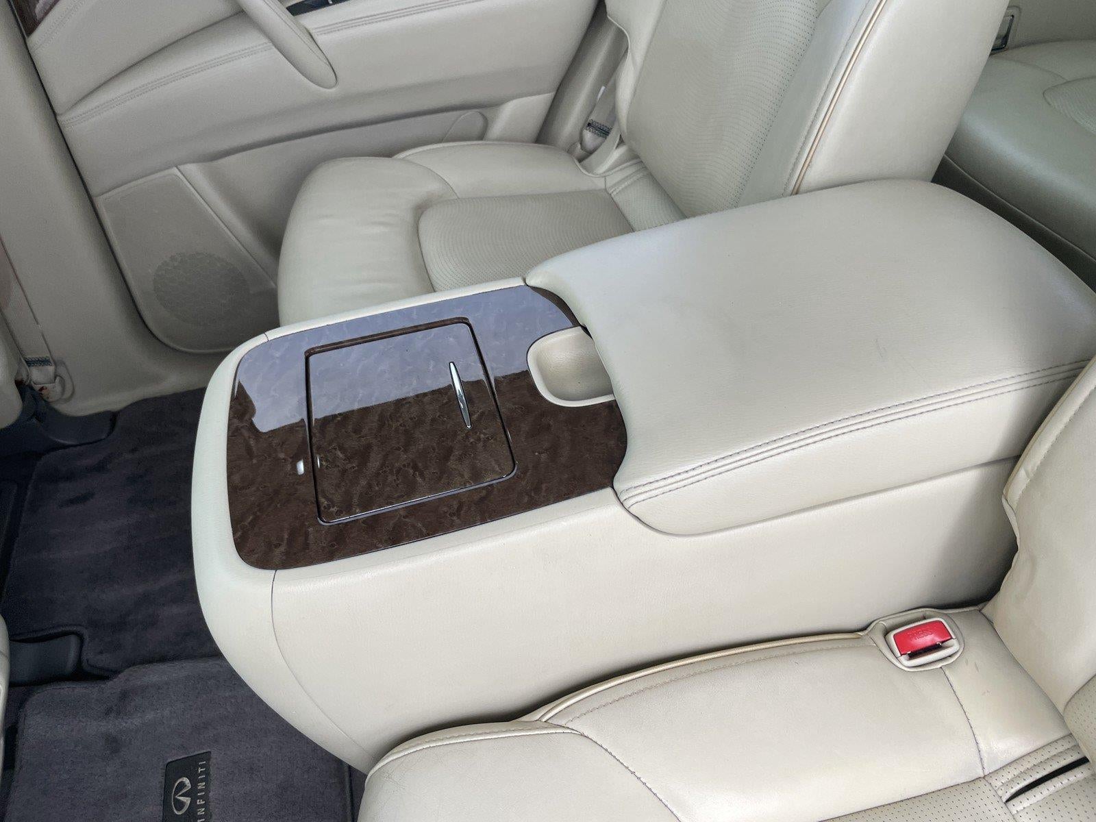 2017 INFINITI QX80 RWD