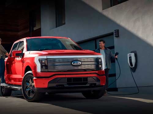 2023 Ford F-150 Lightning Charging